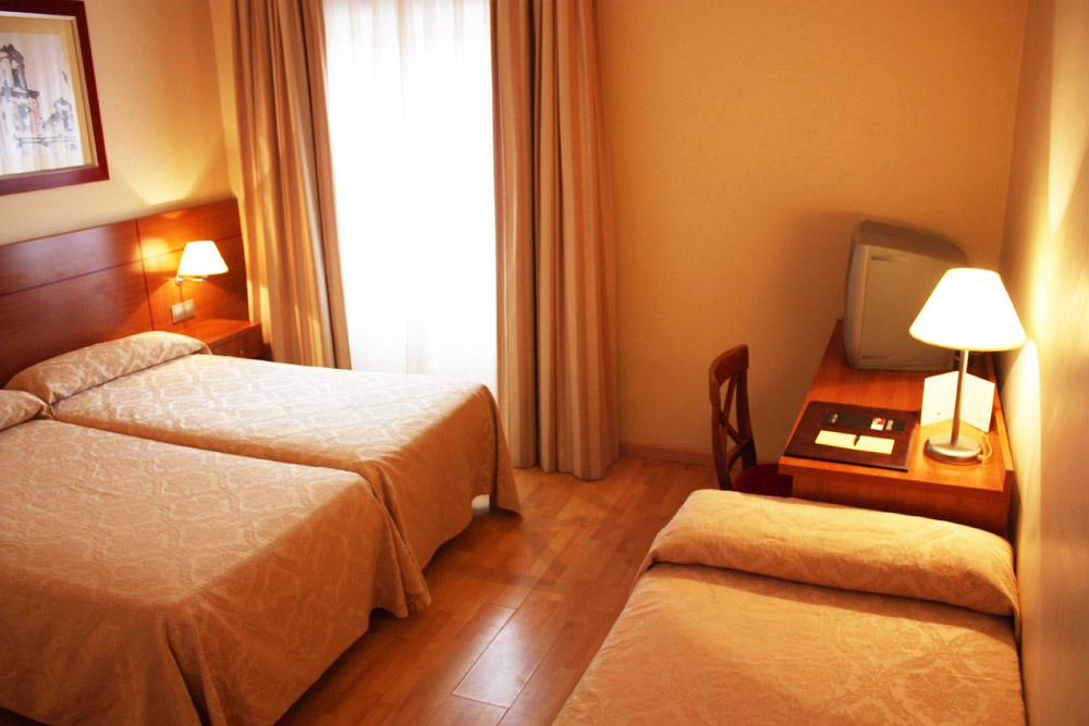 Hotel Palacios Alfaro Εξωτερικό φωτογραφία