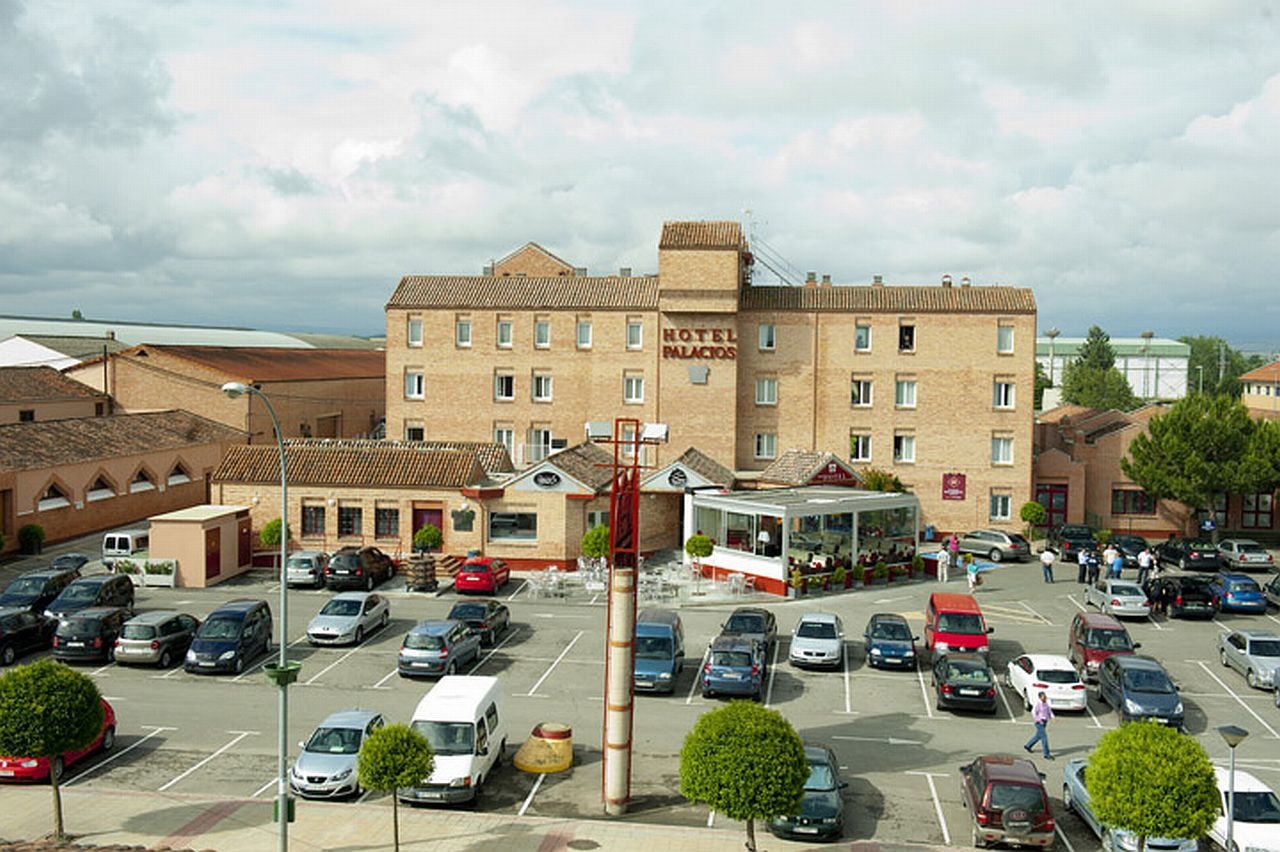 Hotel Palacios Alfaro Εξωτερικό φωτογραφία