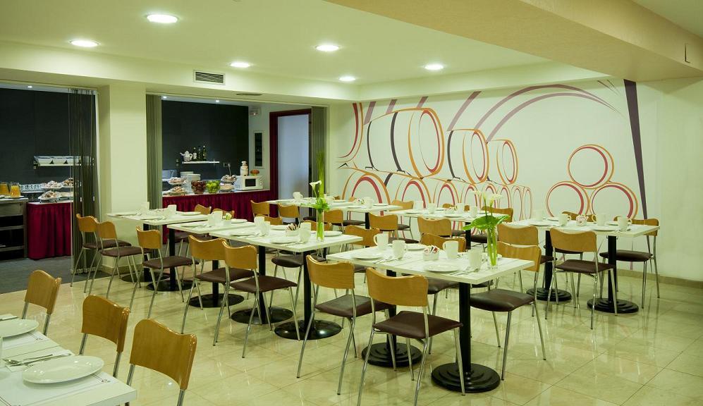 Hotel Palacios Alfaro Εξωτερικό φωτογραφία