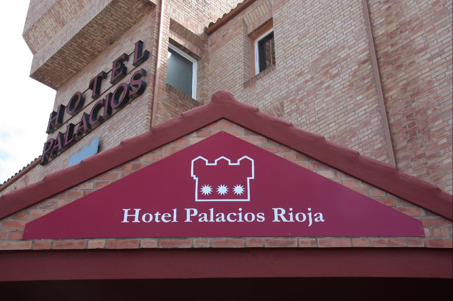 Hotel Palacios Alfaro Εξωτερικό φωτογραφία